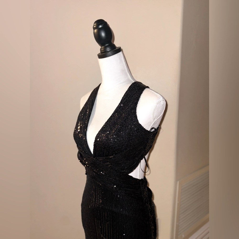 Elegant Black Sequin Dress